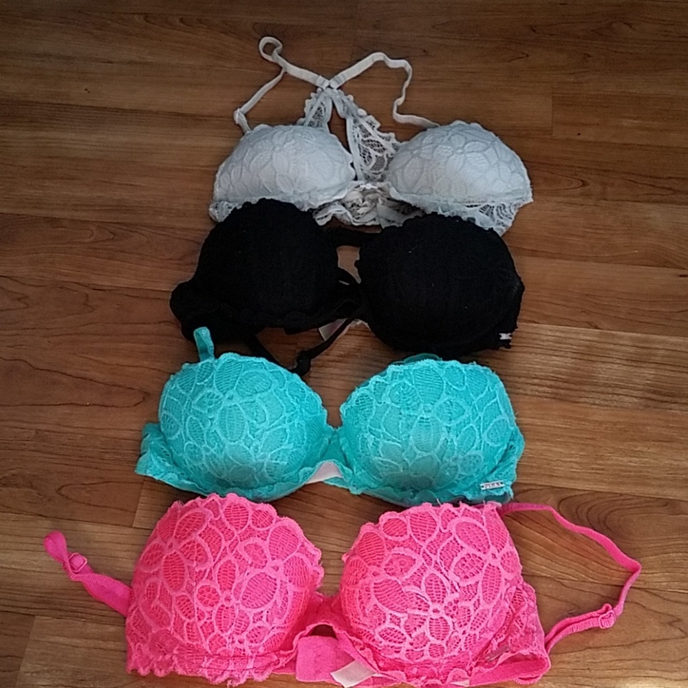 Pink bra"s bundle (SOLD) - Picture 1 of 4
